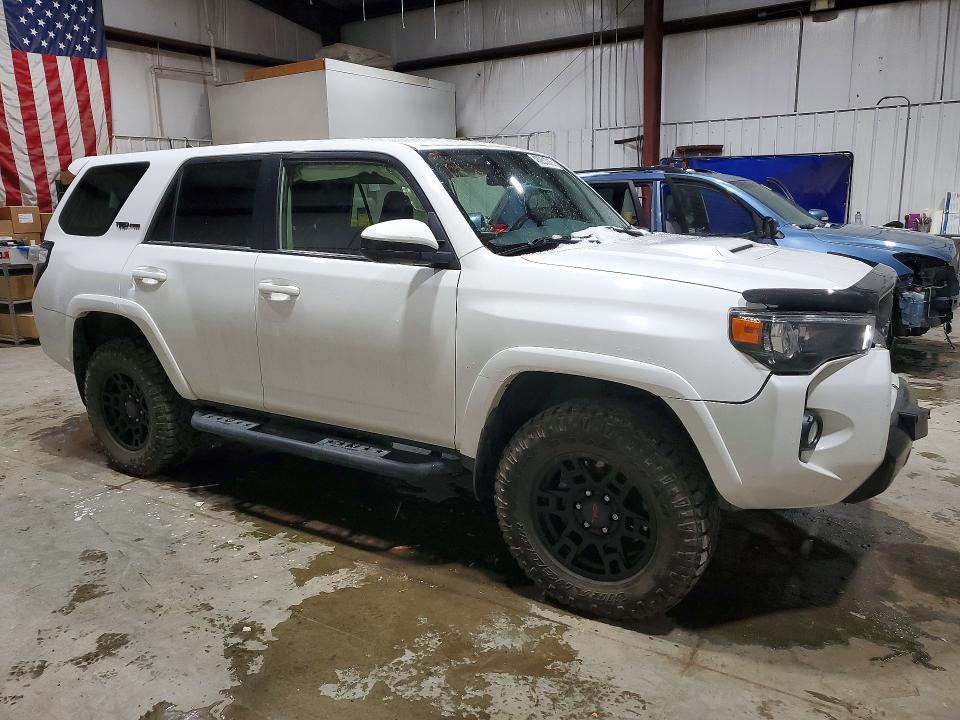 Продажа на аукционе авто 2018 Toyota 4runner, vin: JTEBU5JRXJ5544349, номер лота: 48251016