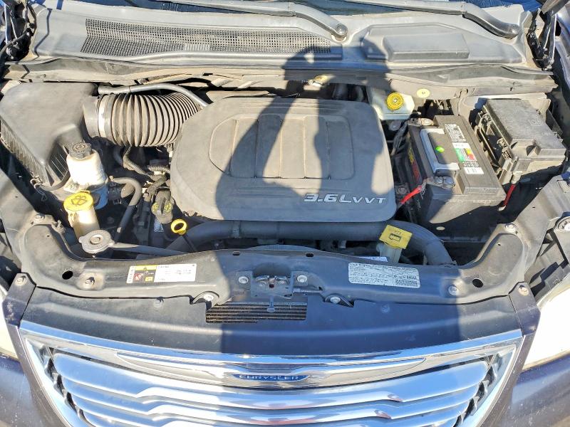 46344296 :رقم المزاد ، 2C4RC1BG3DR745951 vin ، 2013 Chrysler Town & Country مزاد بيع