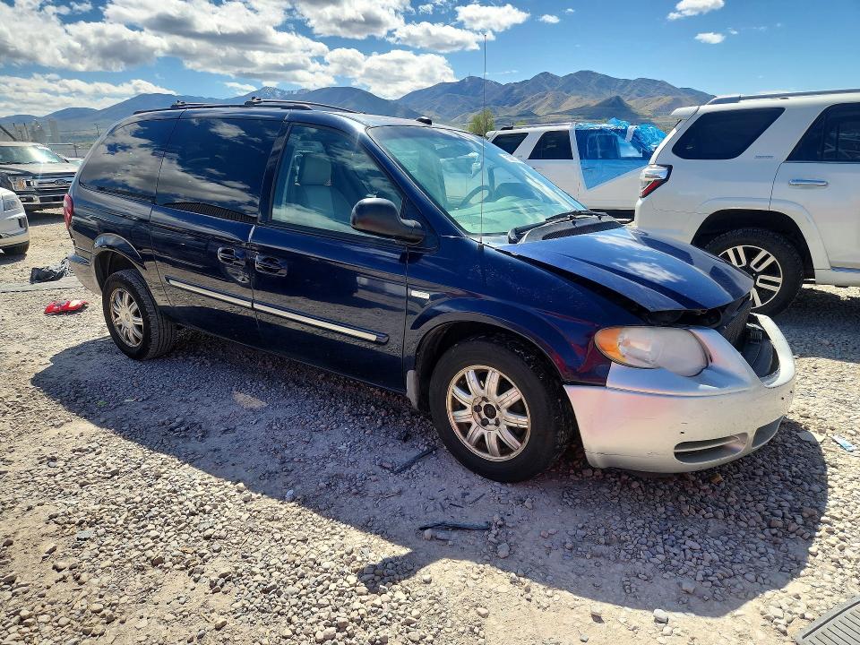 50987336 :رقم المزاد ، 2C4GP54L05R395404 vin ، 2005 Chrysler Town & Country مزاد بيع