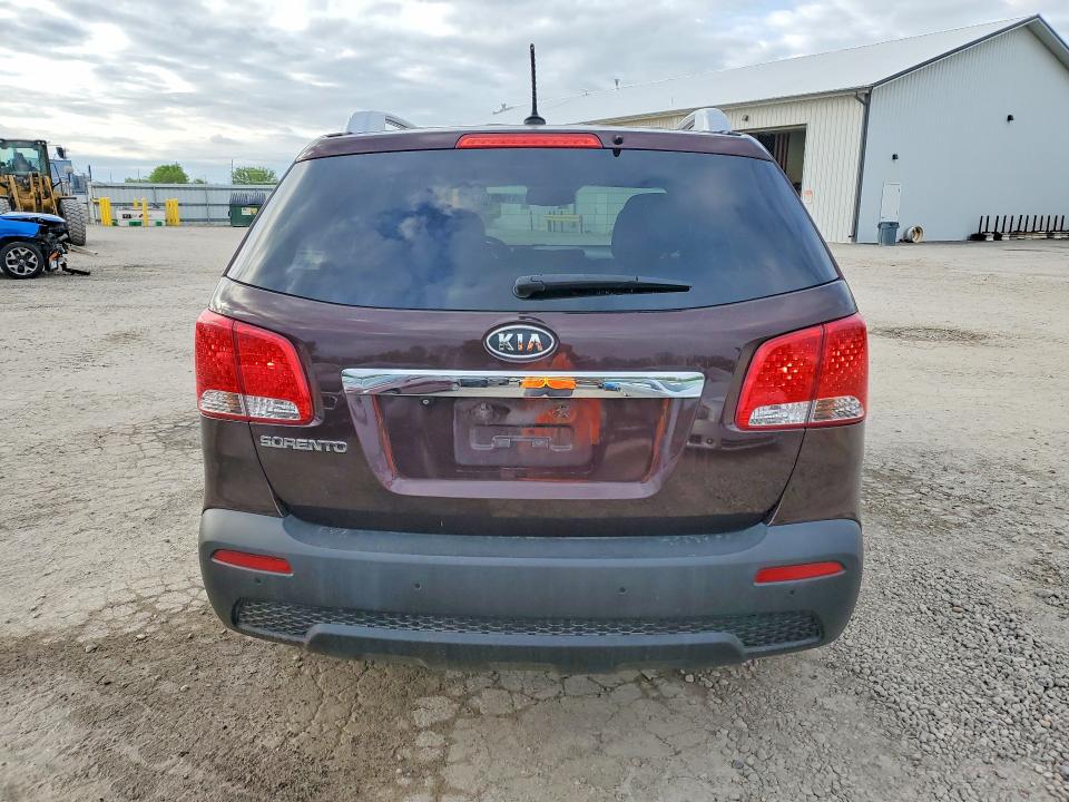 2011 Kia Sorento მანქანა იყიდება აუქციონზე, vin: 5XYKT4A23BG119746, აუქციონის ნომერი: 51689116
