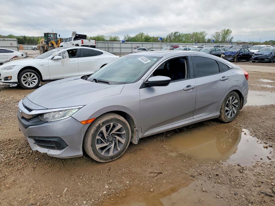2017 Honda Civic მანქანა იყიდება აუქციონზე, vin: 19XFC2F72HE001462, აუქციონის ნომერი: 49482366