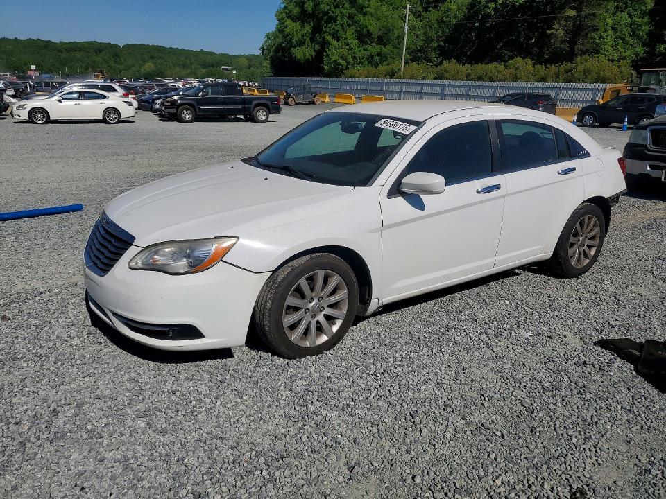 2013 Chrysler 200 მანქანა იყიდება აუქციონზე, vin: 1C3CCBCG5DN504467, აუქციონის ნომერი: 50396176