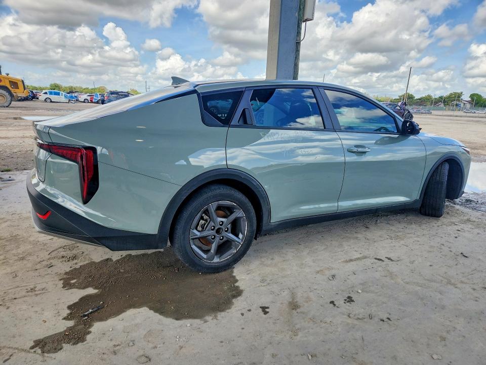 48747186 :رقم المزاد ، 3KPFT4DE5SE186143 vin ، 2025 Kia K4 مزاد بيع
