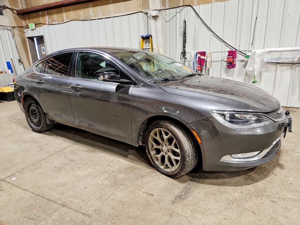 49665776 :رقم المزاد ، 1C3CCCEG4FN512372 vin ، 2015 Chrysler 200 مزاد بيع