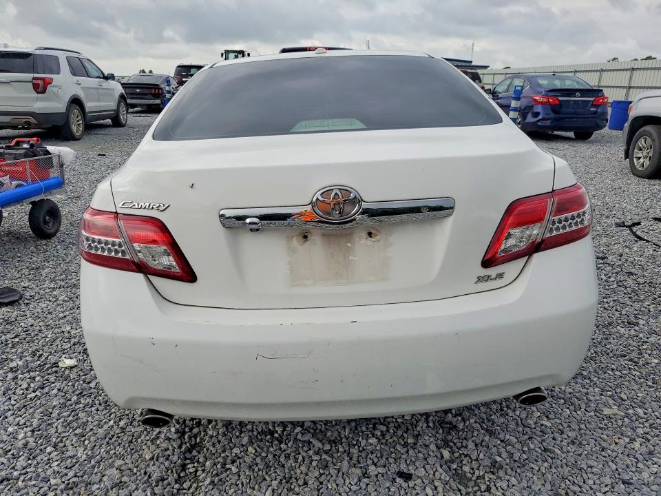 2011 Toyota Camry მანქანა იყიდება აუქციონზე, vin: 4T1BK3EK1BU619888, აუქციონის ნომერი: 51112136