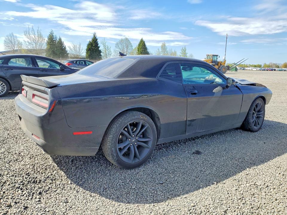 Продажа на аукционе авто 2018 Dodge Challenger, vin: 2C3CDZBT8JH155085, номер лота: 49132436