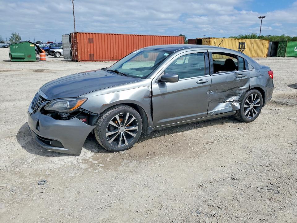 2013 Chrysler 200 მანქანა იყიდება აუქციონზე, vin: 1C3CCBBG3DN745347, აუქციონის ნომერი: 51335186