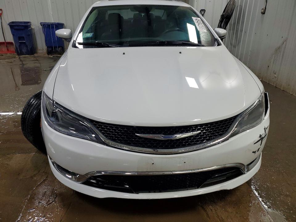 48484266 :رقم المزاد ، 1C3CCCEG2FN540087 vin ، 2015 Chrysler 200 مزاد بيع