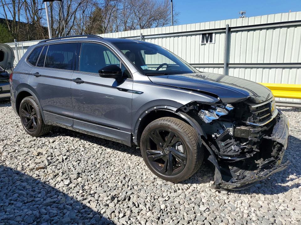 Продажа на аукционе авто 2024 Volkswagen Tiguan, vin: 3VV8B7AX0RM153958, номер лота: 51335346