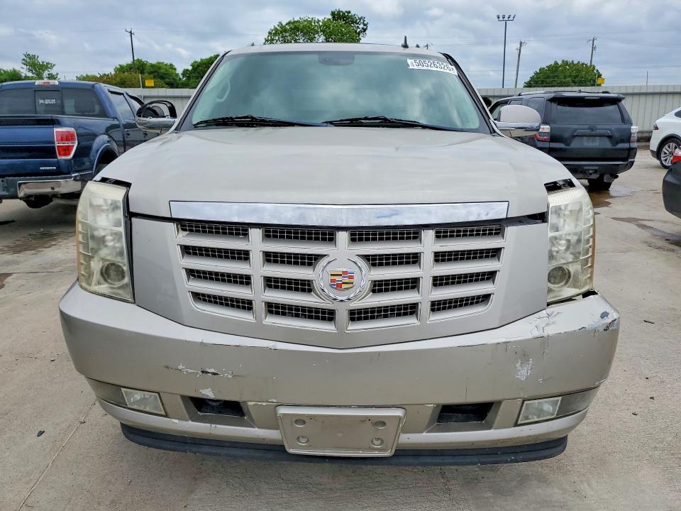 2008 Cadillac Escalade მანქანა იყიდება აუქციონზე, vin: 3GYFK62868G307460, აუქციონის ნომერი: 50526326