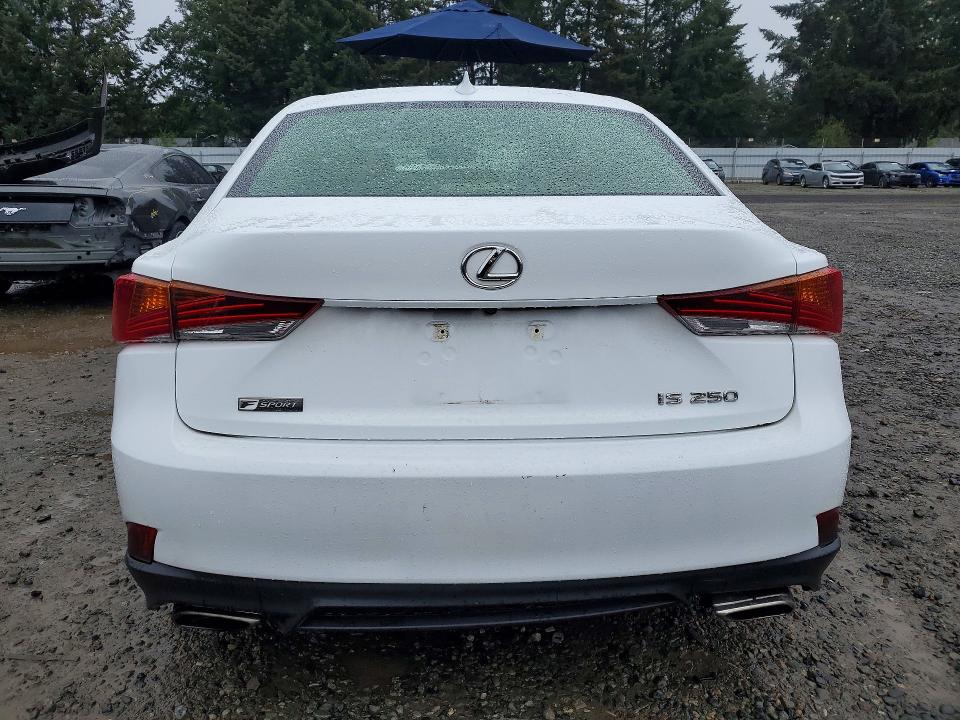 50994646 :رقم المزاد ، JTHBA1D23J5071820 vin ، 2018 Lexus Is مزاد بيع