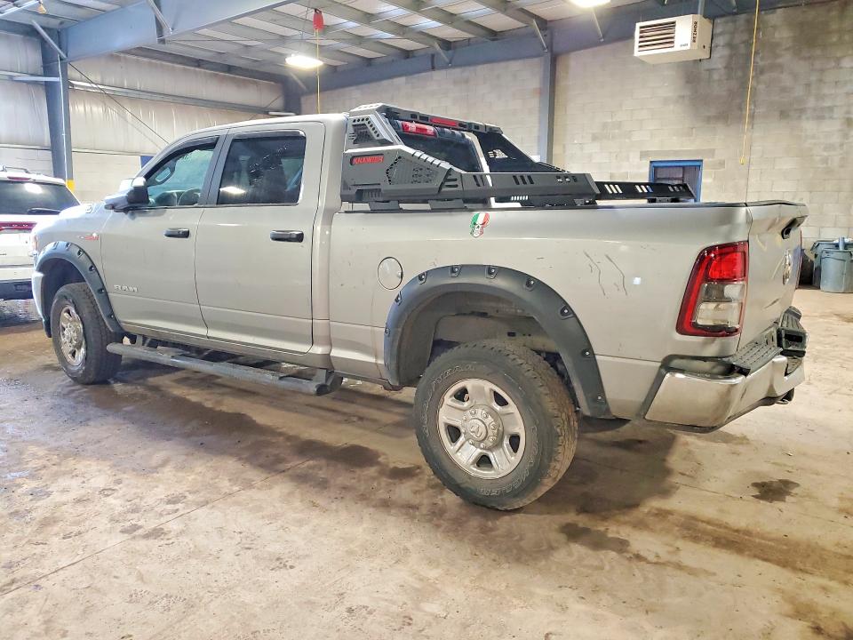 Продажа на аукционе авто 2022 Ram 2500, vin: 3C6UR5DJ3NG323606, номер лота: 47909556