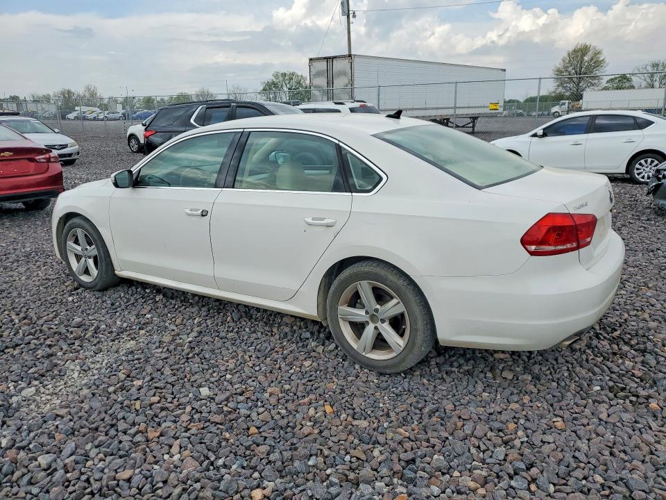 2013 Volkswagen Passat მანქანა იყიდება აუქციონზე, vin: 1VWBP7A35DC044387, აუქციონის ნომერი: 50950816