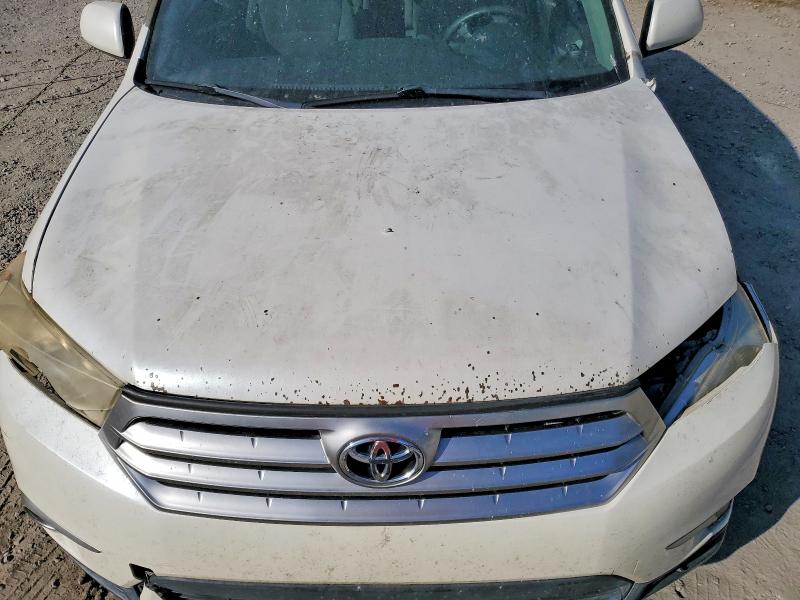 2011 Toyota Highlander მანქანა იყიდება აუქციონზე, vin: 5TDZK3EH5BS048952, აუქციონის ნომერი: 50652646