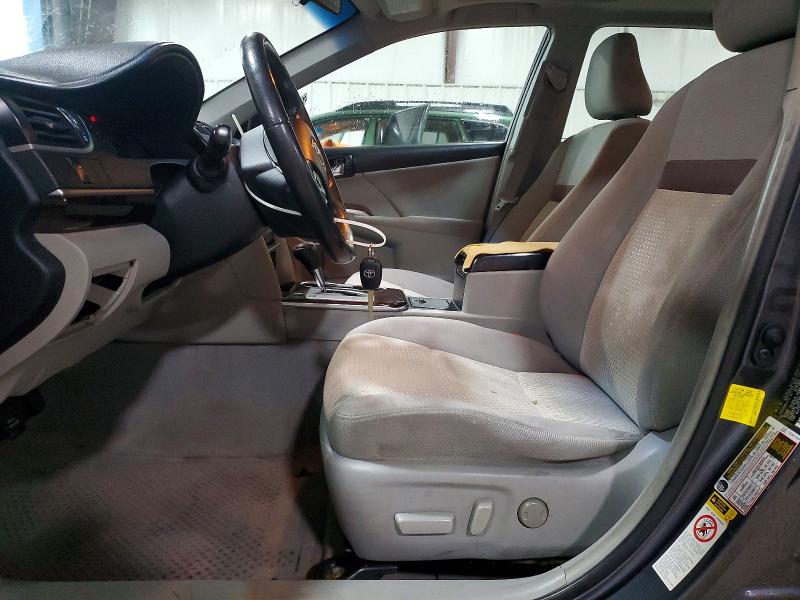 51673516 :رقم المزاد ، 4T4BF1FK5CR162727 vin ، 2012 Toyota Camry مزاد بيع