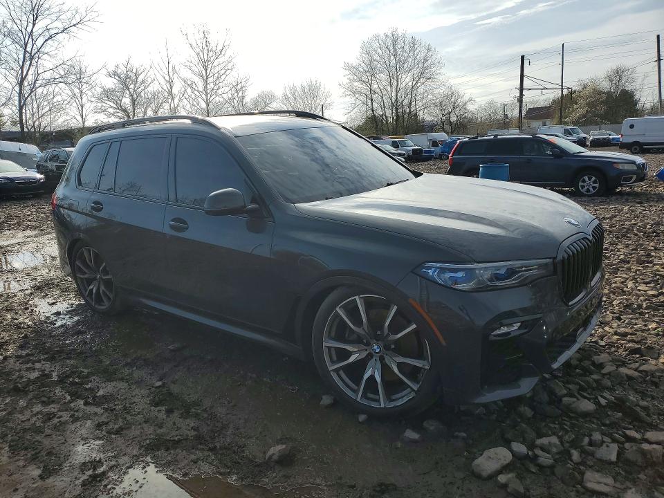 48644146 :رقم المزاد ، 5UXCX6C05N9M60392 vin ، 2022 Bmw X7 مزاد بيع