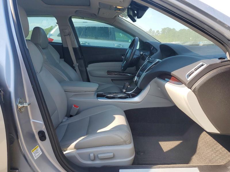 Auction sale of the 2017 Acura Tlx, vin: 19UUB1F57HA005627, lot number: 48391686