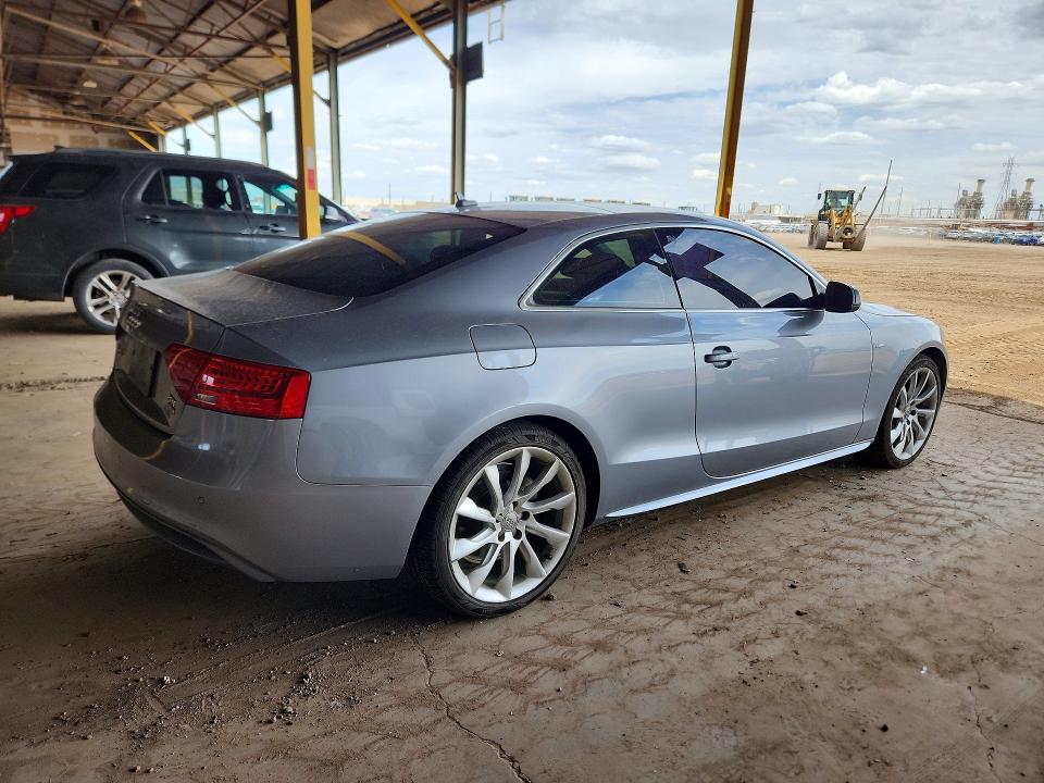 2016 Audi A5 მანქანა იყიდება აუქციონზე, vin: WAUM2AFR2GA058085, აუქციონის ნომერი: 49078486