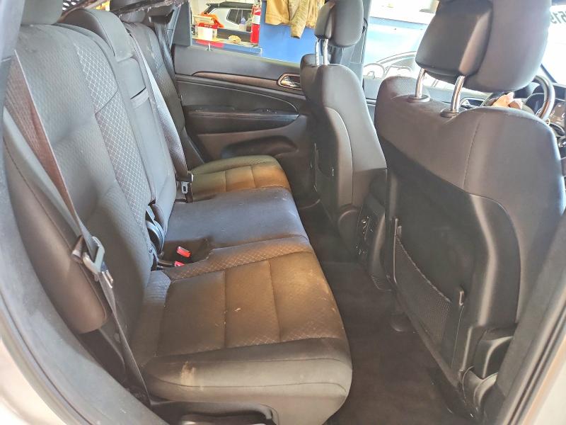 48519686 :رقم المزاد ، 1C4RJFAG2JC352788 vin ، 2018 Jeep Grand Cherokee مزاد بيع