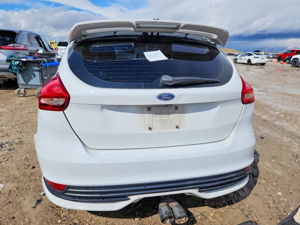 Продажа на аукционе авто 2017 Ford Focus, vin: 1FADP3L92HL230454, номер лота: 48520146