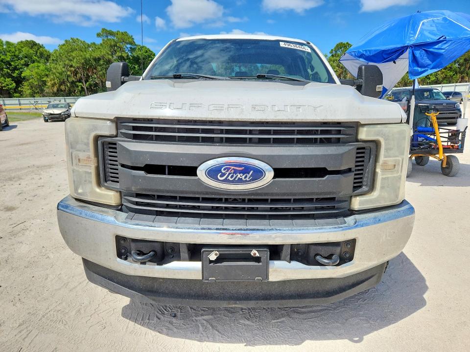 49638466 :رقم المزاد ، 1FT7X2B68HED29972 vin ، 2017 Ford F250 مزاد بيع