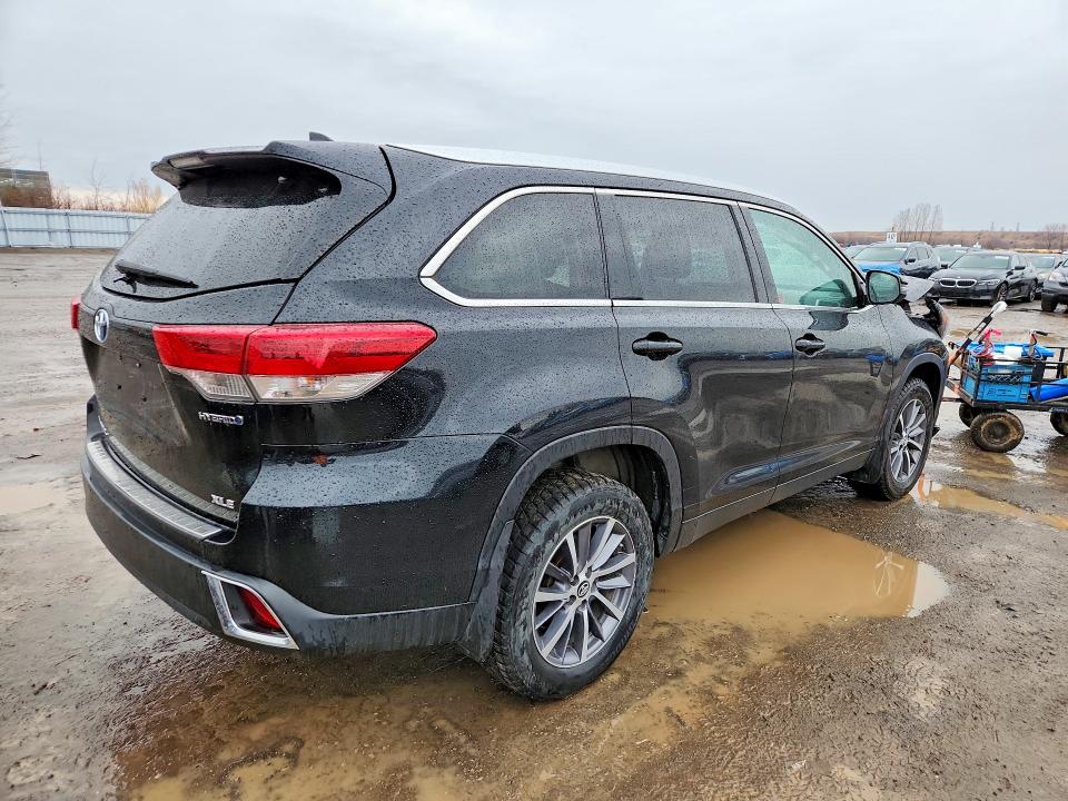 Продажа на аукционе авто 2019 Toyota Highlander Xle Hybrid 4dr Awd, vin: 5TDJGRFH7KS062058, номер лота: 49609226