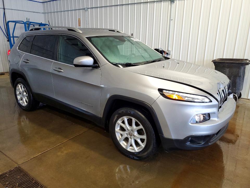 48589836 :رقم المزاد ، 1C4PJMCB2GW286487 vin ، 2016 Jeep Cherokee مزاد بيع
