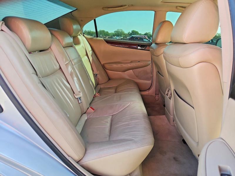 50180726 :رقم المزاد ، JTHBF30G530111779 vin ، 2003 Lexus Es مزاد بيع
