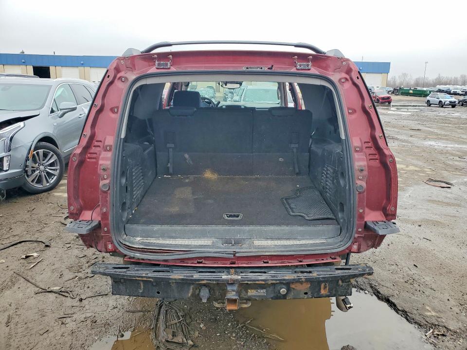 Продажа на аукционе авто 2016 Chevrolet Suburban, vin: 1GNSKHKC5GR348981, номер лота: 48645666