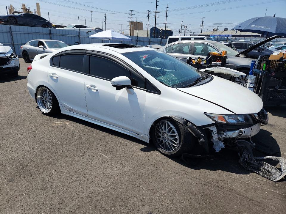 2015 Honda Civic მანქანა იყიდება აუქციონზე, vin: 2HGFB6E59FH709477, აუქციონის ნომერი: 52046366