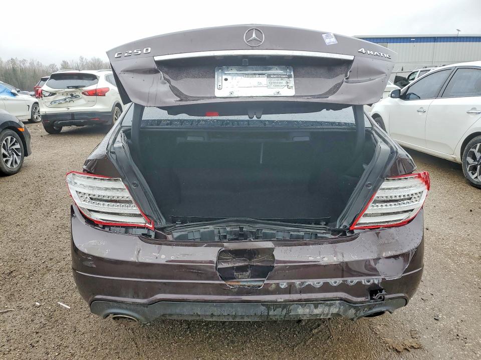 2012 Mercedes-benz C მანქანა იყიდება აუქციონზე, vin: WDDGF8FB7CF913706, აუქციონის ნომერი: 45835046
