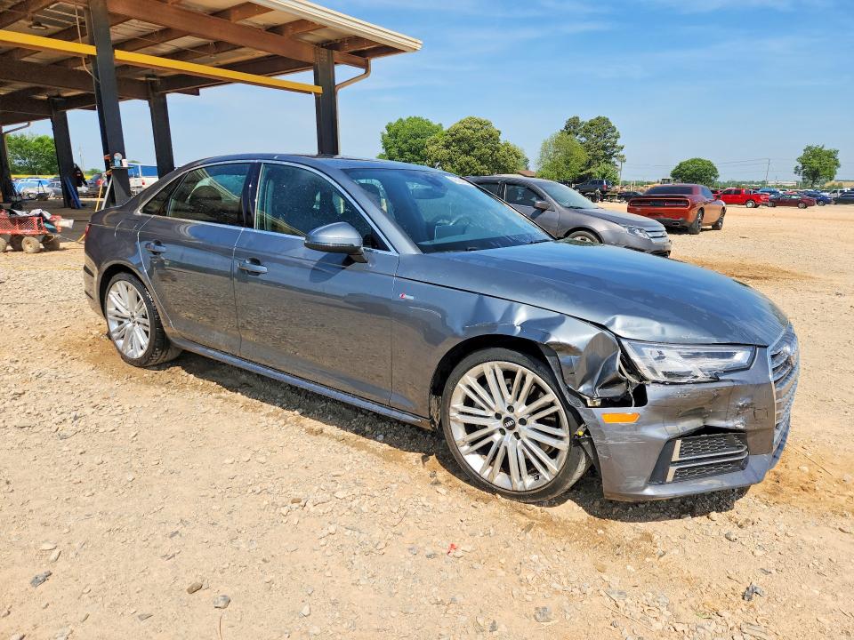 Продаж на аукціоні авто 2017 Audi A4, vin: WAULNAF40HN042081, номер лоту: 49161566