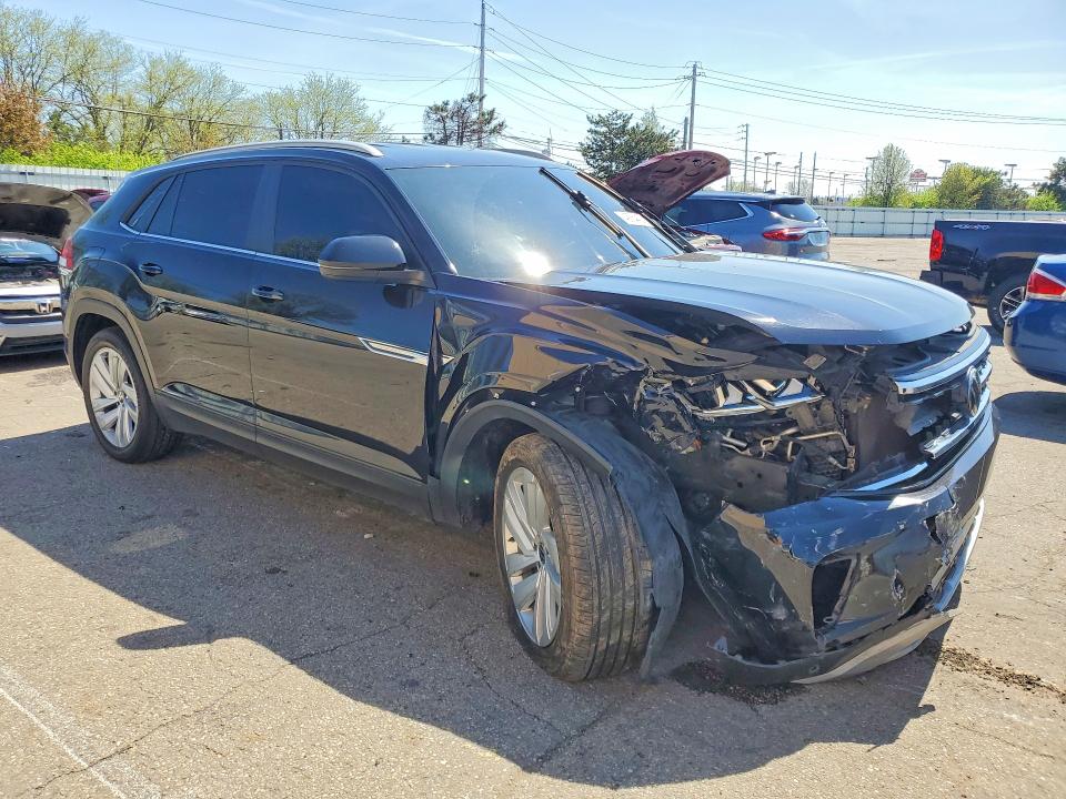 2022 Volkswagen Atlas Cross Sport მანქანა იყიდება აუქციონზე, vin: 1V2HE2CA3NC228423, აუქციონის ნომერი: 49064426