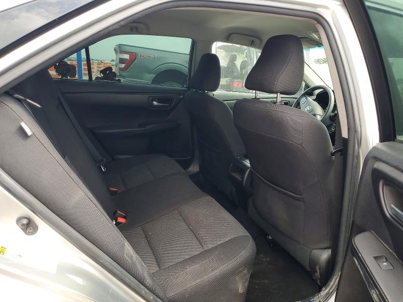 51479426 :رقم المزاد ، 4T1BF1FKXHU305592 vin ، 2017 Toyota Camry مزاد بيع