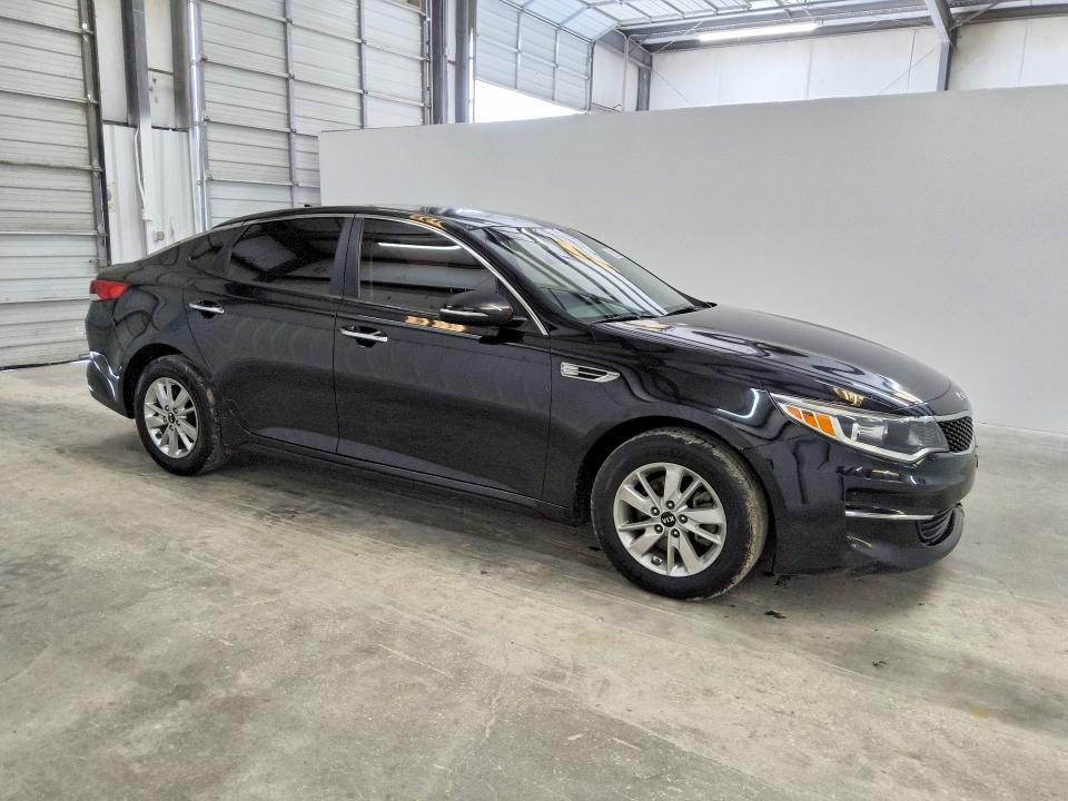 Продаж на аукціоні авто 2017 Kia Optima, vin: KNAGT4L30H5155579, номер лоту: 51867936