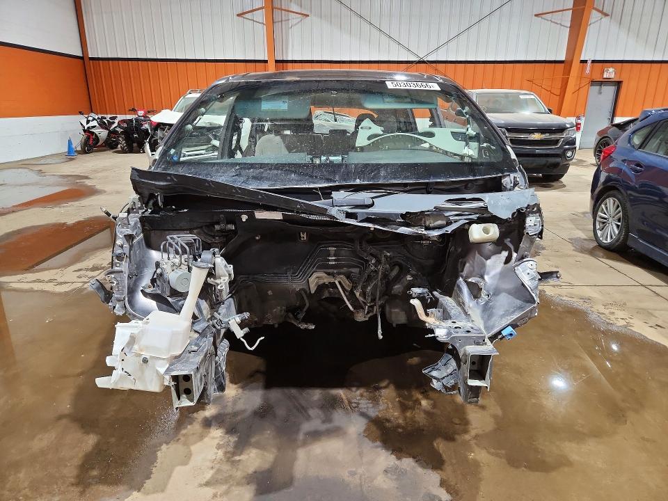 50303666 :رقم المزاد ، 5TDKK3DC4BS022530 vin ، 2011 Toyota Sienna مزاد بيع