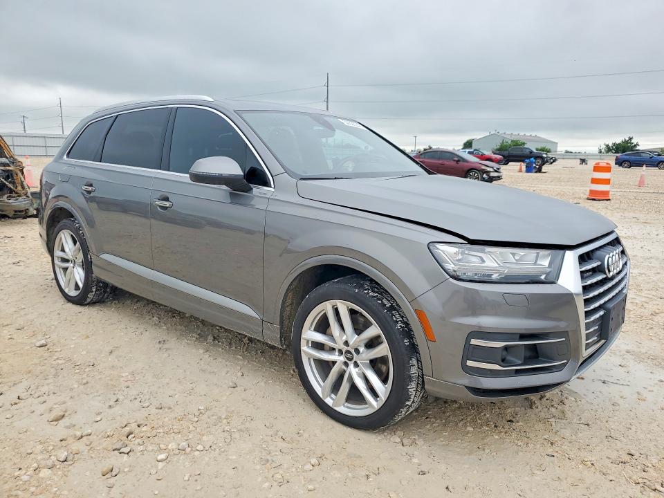 2017 Audi Q7 მანქანა იყიდება აუქციონზე, vin: WA1VABF75HD050975, აუქციონის ნომერი: 50626946