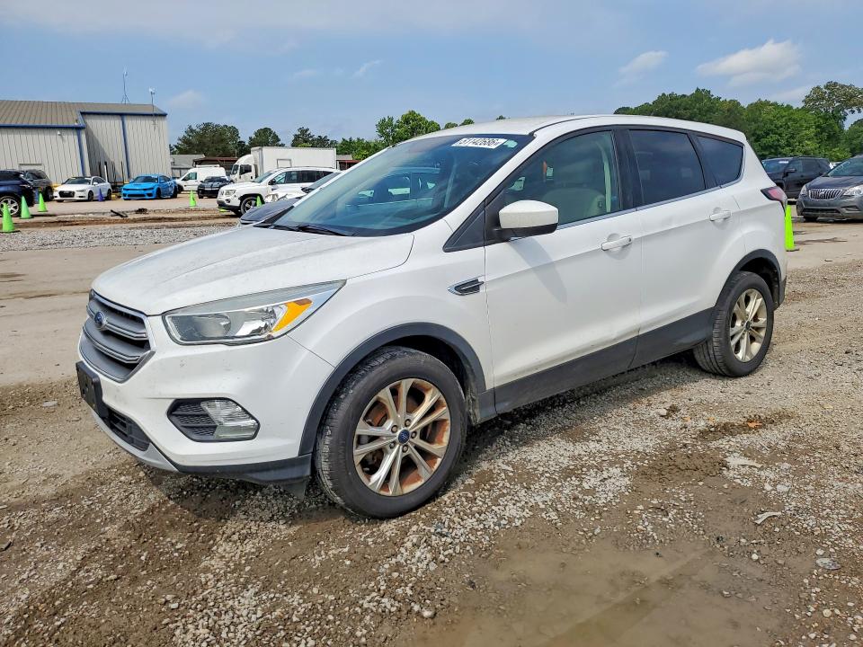 51142686 :رقم المزاد ، 1FMCU0GDXHUB73910 vin ، 2017 Ford Escape مزاد بيع
