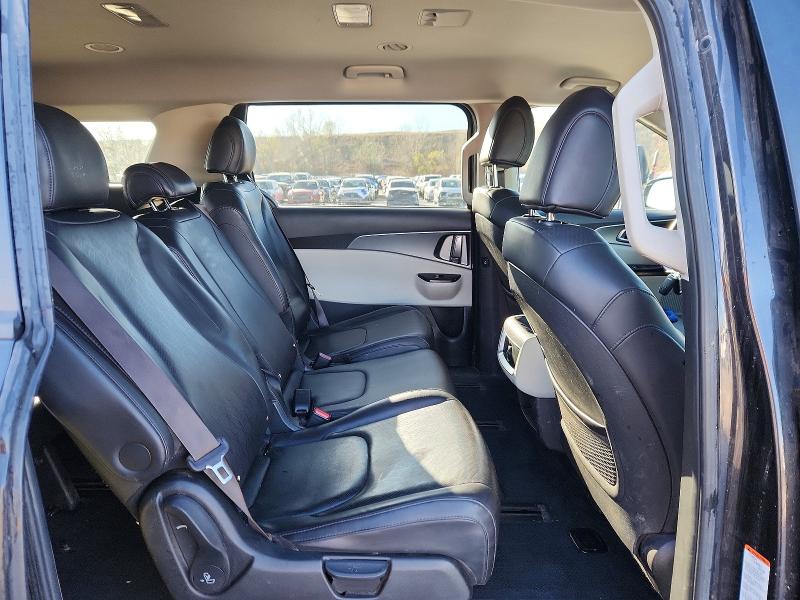 Продаж на аукціоні авто 2022 Kia Carnival, vin: KNDNB4H38N6132532, номер лоту: 49118156