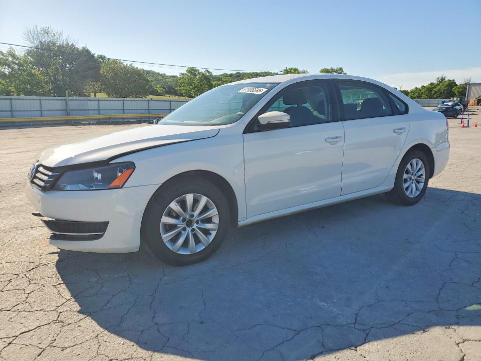 2013 Volkswagen Passat მანქანა იყიდება აუქციონზე, vin: 1VWAP7A32DC093977, აუქციონის ნომერი: 51906686