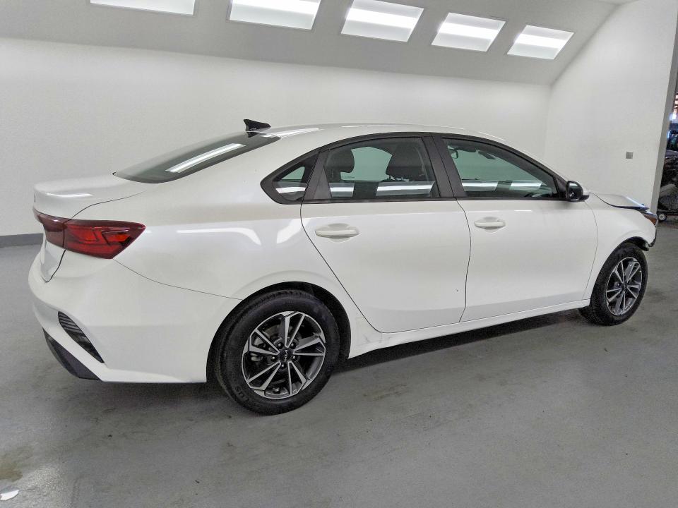 51443956 :رقم المزاد ، 3KPF24AD1PE650096 vin ، 2023 Kia Forte مزاد بيع