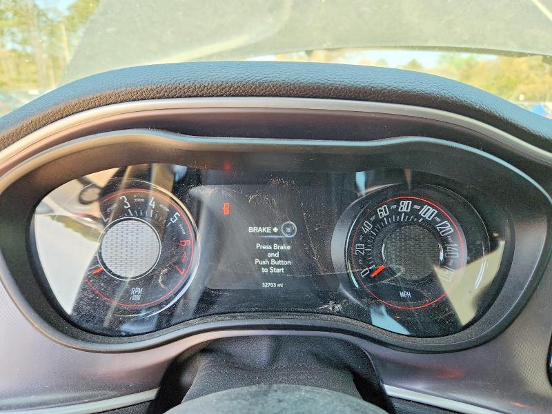 49957126 :رقم المزاد ، 2C3CDZBT1NH155998 vin ، 2022 Dodge Challenger مزاد بيع