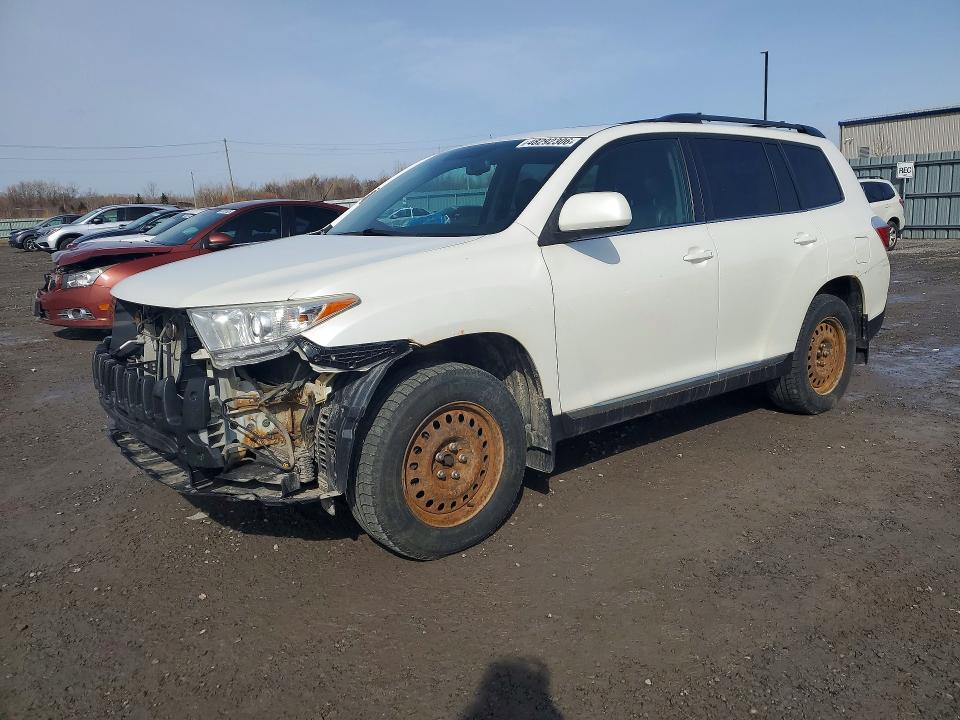 Продажа на аукционе авто 2012 Toyota Highlander, vin: 5TDBK3EH0CS152199, номер лота: 48292306