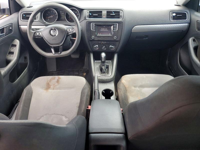 49786276 :رقم المزاد ، 3VW2B7AJXJM260243 vin ، 2018 Volkswagen Jetta مزاد بيع