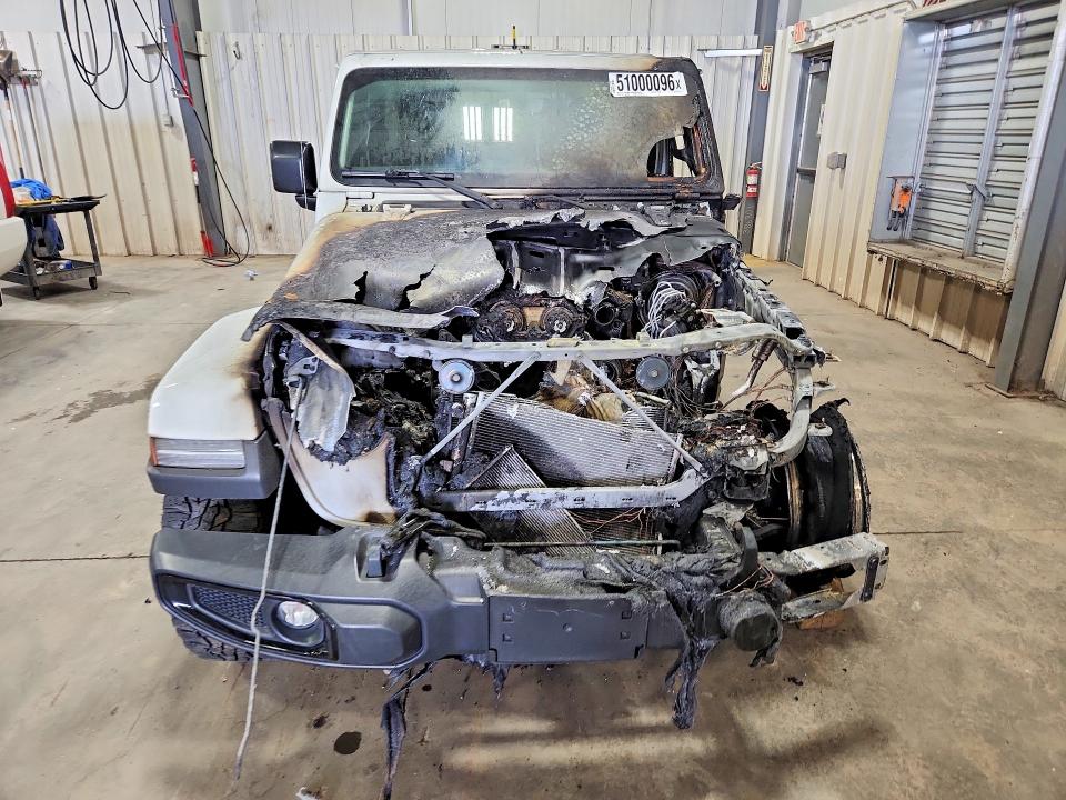 2020 Jeep Wrangler Unlimited მანქანა იყიდება აუქციონზე, vin: 1C4HJXEN6LW285771, აუქციონის ნომერი: 51000096