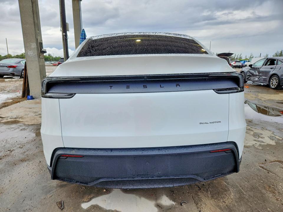 Продажа на аукционе авто 2026 Tesla Model Y, vin: 7SAYGDEE2TA458851, номер лота: 49095676