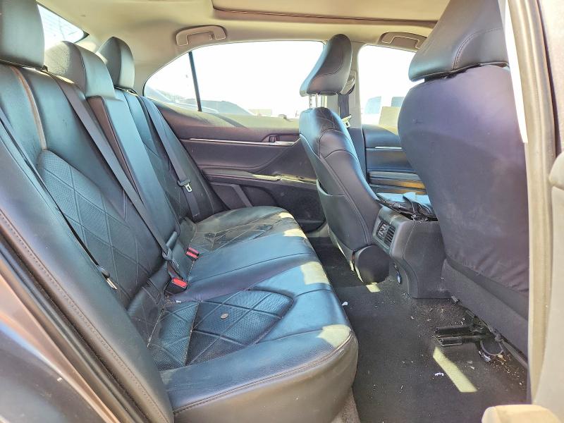Продажа на аукционе авто 2018 Toyota Camry, vin: 4T1B11HK6JU010961, номер лота: 51329766