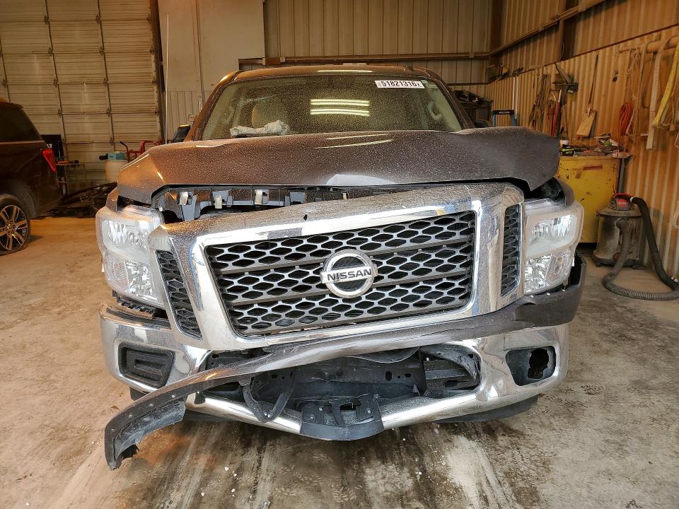 2017 Nissan Titan მანქანა იყიდება აუქციონზე, vin: 1N6AA1EK3HN530993, აუქციონის ნომერი: 51821316