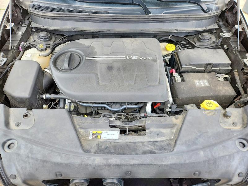 52076946 :رقم المزاد ، 1C4PJLCS7FW531728 vin ، 2015 Jeep Cherokee مزاد بيع