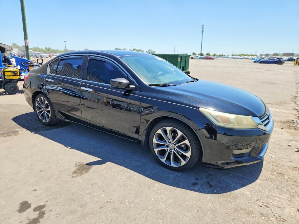 Продажа на аукционе авто 2015 Honda Accord, vin: 1HGCR2F57FA127172, номер лота: 49998096